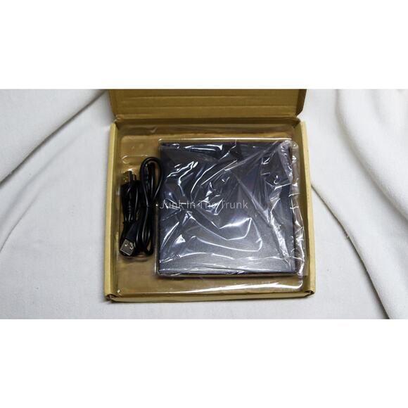 NEW Victsing External Driver Model UD28B - Picture 2 of 3